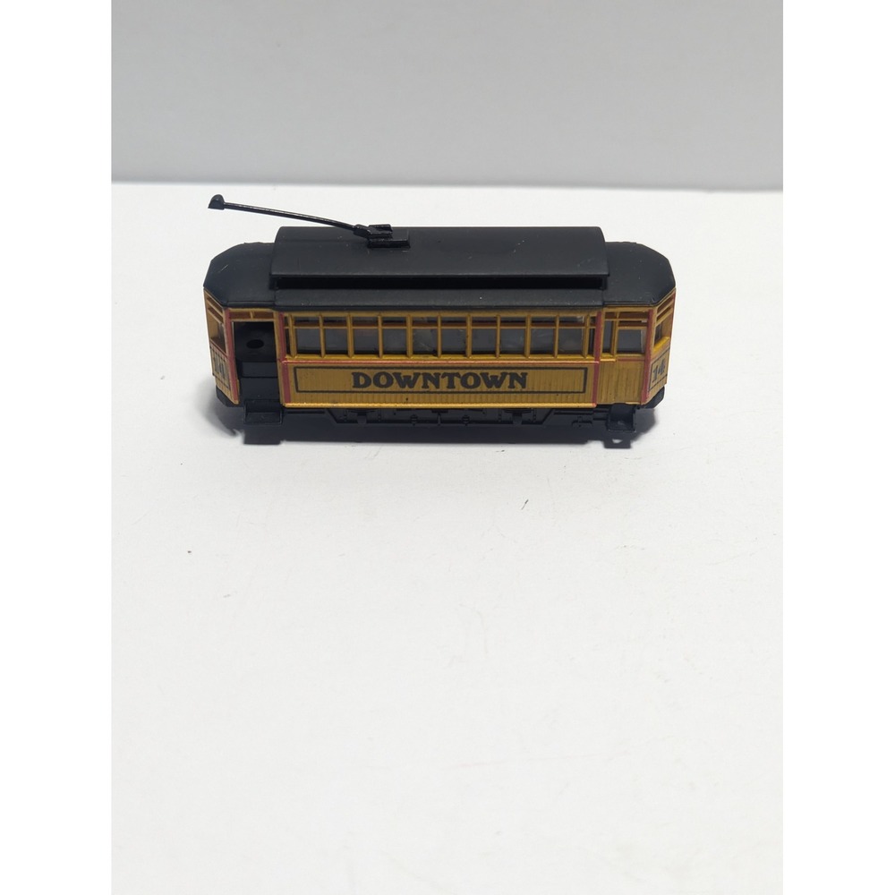 Bachmann Vintage N Scale Downtown Trolley Streetcar Number 14 Yellow Black